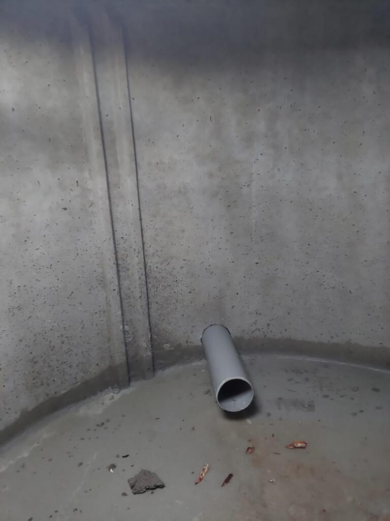 Hemelwater - Hemelwaterbuffering - Gekoppelde ronde tanks